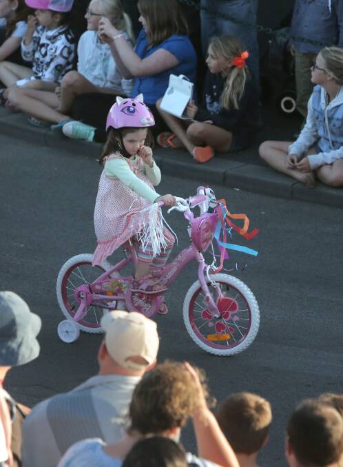 Port Fairy’s New Year’s Eve Moyneyana parade helped Peter’s Project fund-raising efforts.