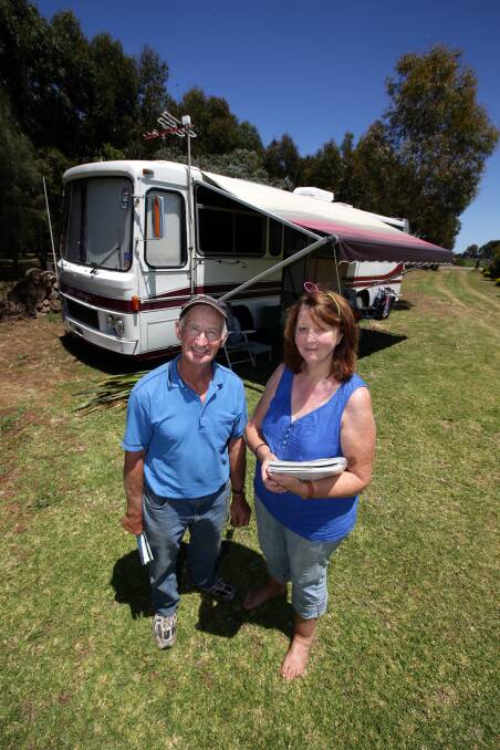 Port Fairy vanpackers Kevin and Christine Phillips are urging local councils to support their fellow travellers.