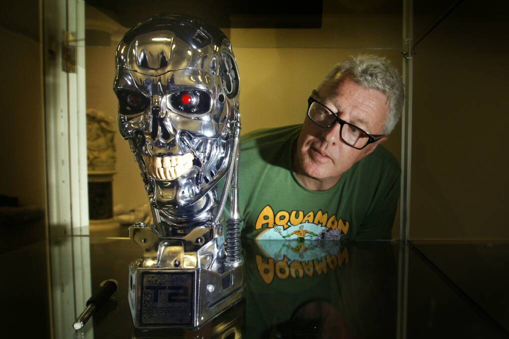 Murray Bowes from WAG takes a close look at a T-800 model from the Terminator film series.
